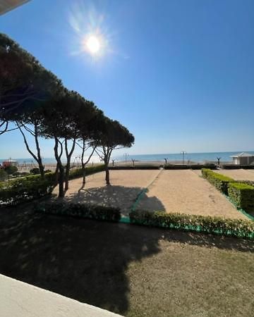 Appartamento Frontemare Da Michi E2 Lido di Jesolo Eksteriør billede