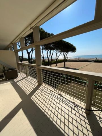Appartamento Frontemare Da Michi E2 Lido di Jesolo Eksteriør billede